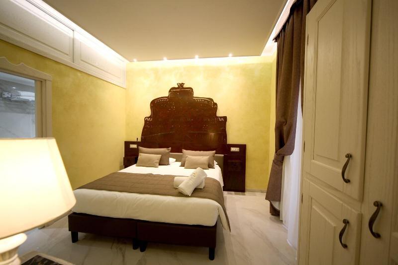 Gasthuis Maison Tritone Rome